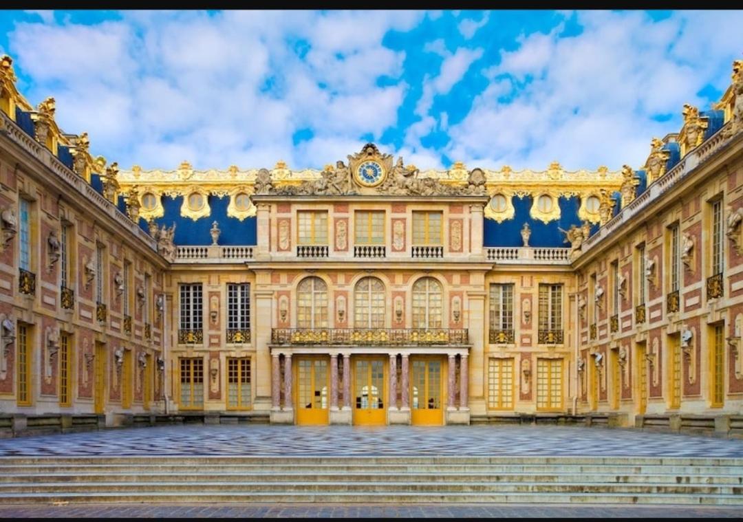 Home Versailles Exterior photo